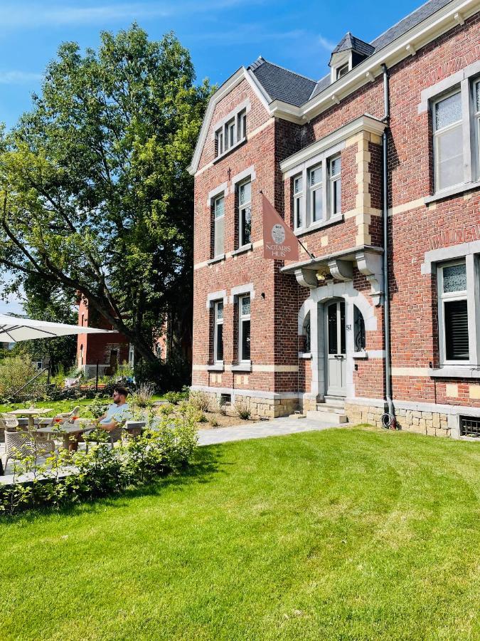 فورين B&B Het Notarishuis - Authentiek Verblijf Nabij Maastricht المظهر الخارجي الصورة